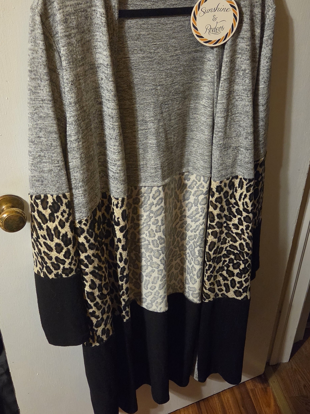 Women's Gray Leopard Blocked Open Cardigan
